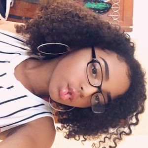 Meet your Posher, Jayla